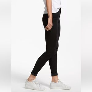 Levi’s 720 High Rise Super Skinny Jean Black 32x30